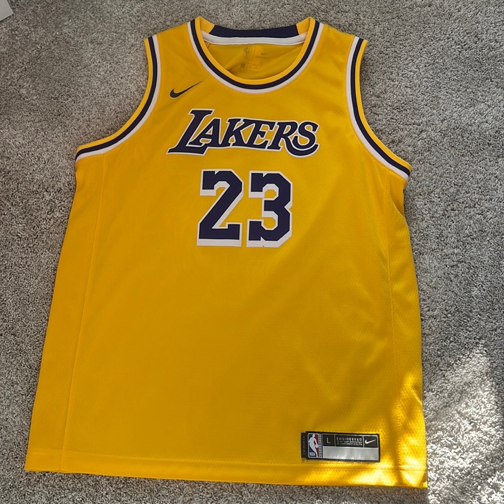 Lebron James Jersey